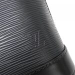 Louis_Vuitton_Epi_Alma_BB_M40862_Bag_4
