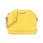 Louis_Vuitton_Epi_Alma_Mini_Chain_M53119_Shoulder_Bag_1