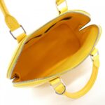 Louis_Vuitton_Epi_Alma_PM_M40619_Bag_8