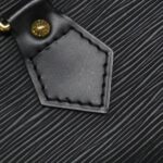 Louis_Vuitton_Epi_Alma_PM_M52142_Bag_7