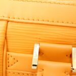Louis_Vuitton_Epi_Danube_PM_M5891H_Bag_4