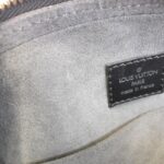 Louis_Vuitton_Epi_Jasmine_M52082_Bag_10