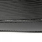 Louis_Vuitton_Epi_Lockit_M42292_Bag_6