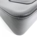 Louis_Vuitton_Epi_Marelle_M80689_Shoulder_Bag_3