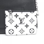 Louis_Vuitton_Epi_Marelle_M80689_Shoulder_Bag_5