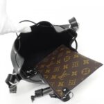 Louis_Vuitton_Epi_Noe_BB_M12847_Shoulder_Bag_6