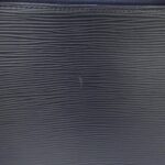 Louis_Vuitton_Epi_Pochette_Jour_GM_M58820_Bag_4