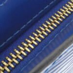 Louis_Vuitton_Epi_Saint-Jacques_M52275_Bag_5