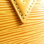 Louis_Vuitton_Epi_Saint-Jacques_M52279_Bag_4