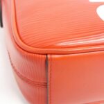 Louis_Vuitton_Epi_Supreme_Danube_PM_M53417_Shoulder_Bag_3