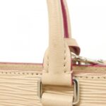 Louis_Vuitton_Epi_Vanor_MM_M51309_Bag_7