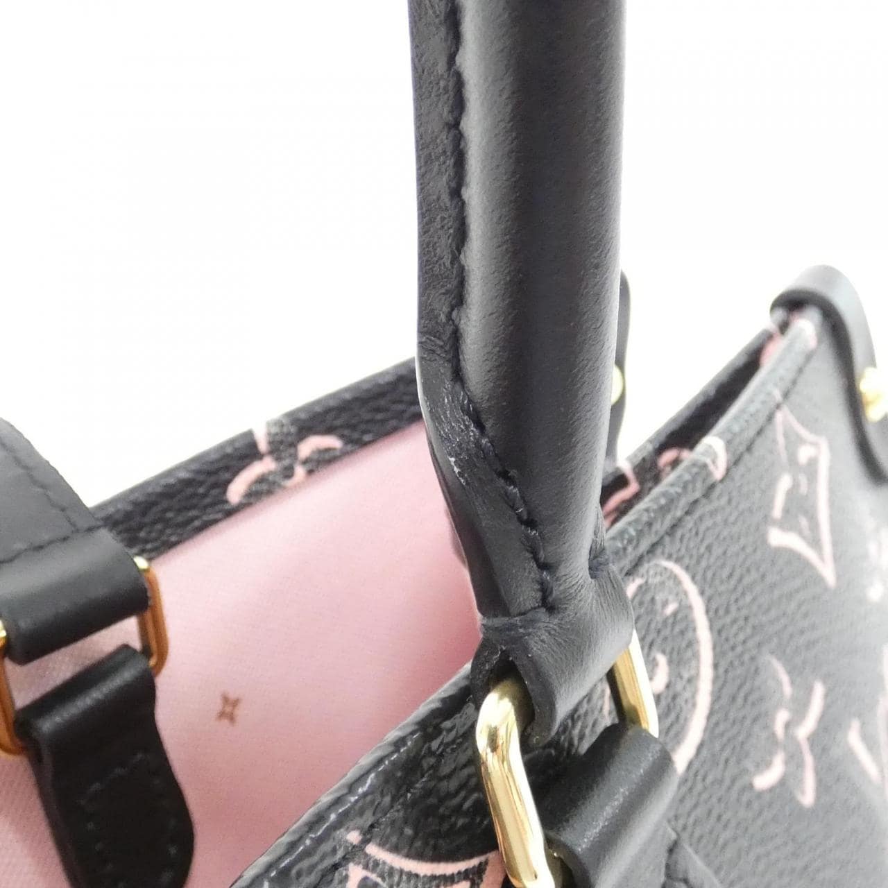 Louis_Vuitton_Fall_For_You_OnTheGo_MM_M46154_Bag_4