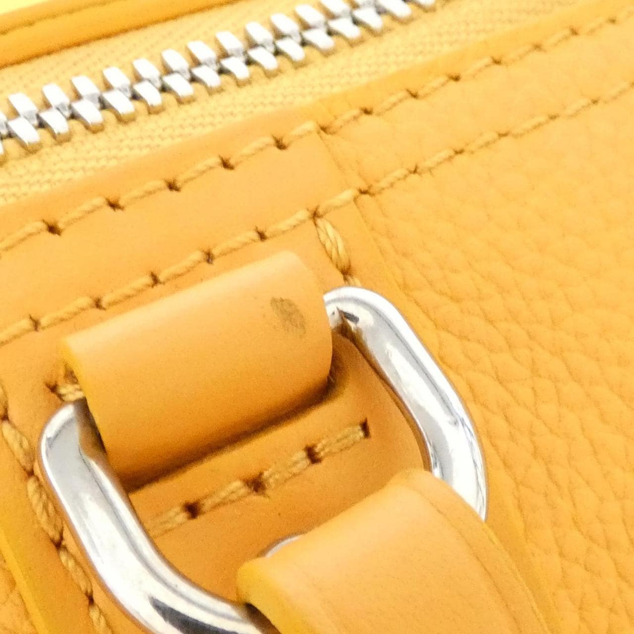 Louis_Vuitton_LV_Aerogram_City_Key_Pouch_M21438_Duffle_Bag_5