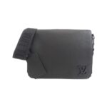 Louis_Vuitton_LV_Aerogram_Takeoff_Messenger_M57080_Shoulder_Bag_1