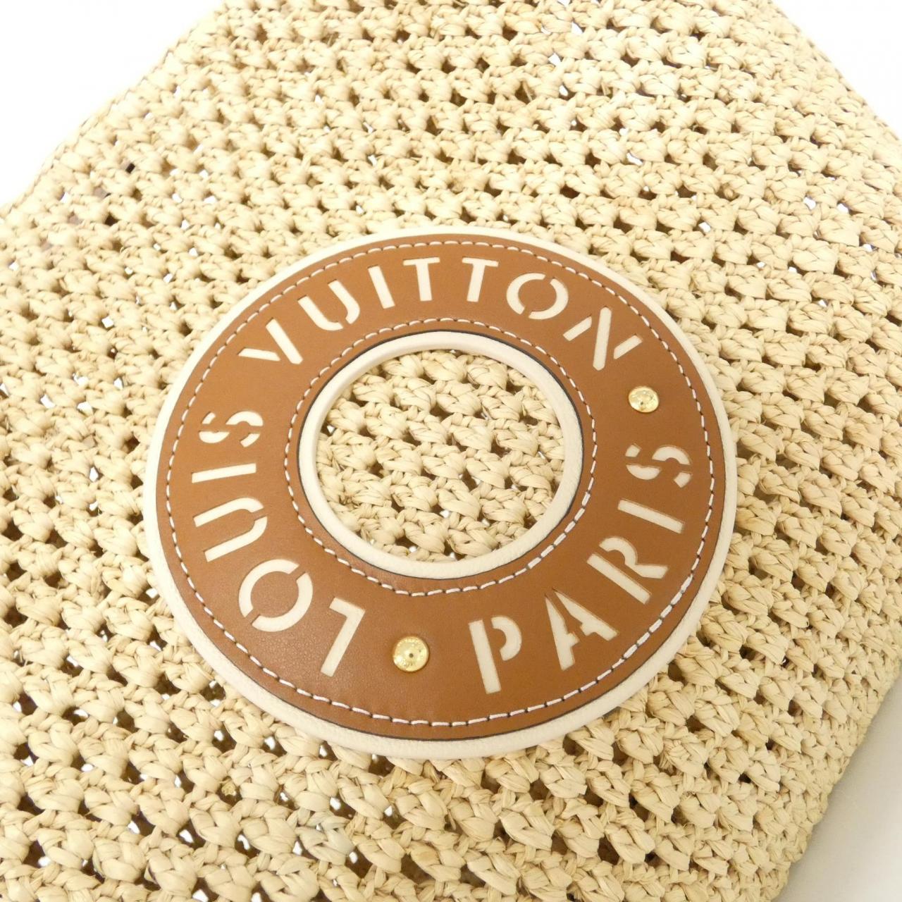 Louis_Vuitton_LV_By_The_Pool_OnTheGo_MM_M24723_Bag_4