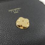 Louis_Vuitton_LV_Pont_Neuf_Soft_PM_M58971_Shoulder_Bag_9