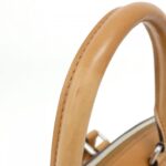 Louis_Vuitton_Lock_It_MM_M21342_Bag_8