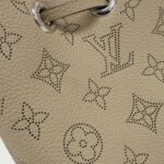 Louis_Vuitton_Mahina_Bella_M57201_Shoulder_Bag_3