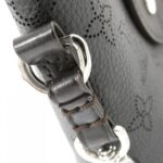 Louis_Vuitton_Mahina_Hina_PM_M54350_Bag_3