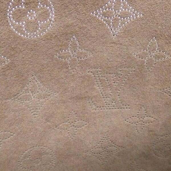 Louis_Vuitton_Mahina_Hina_PM_M54351_Bag_5