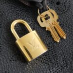 Louis_Vuitton_Mahina_Serene_PM_M94035_Shoulder_Bag_6