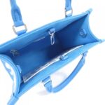 Louis_Vuitton_Monogram_Amplified_LV_X_YK_OnTheGo_PM_M46424_Bag_5