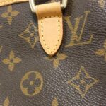 Louis_Vuitton_Monogram_Batignolles_M51156_Bag_4