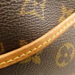 Louis_Vuitton_Monogram_Bowling_Vanity_M47270_Bag_4