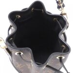 Louis_Vuitton_Monogram_Canoe_M83480_Shoulder_Bag_7