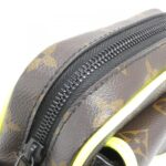 Louis_Vuitton_Monogram_Christopher_Wearable_Wallet_M80793_Shoulder_Bag_6