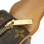 Louis_Vuitton_Monogram_Croissant_GM_M51511_Shoulder_Bag_3