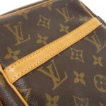 Louis_Vuitton_Monogram_Danube_Shoulder_Bag_M45266_4