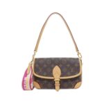 Louis_Vuitton_Monogram_Diane_PM_M46049_Shoulder_Bag_1