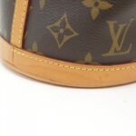 Louis_Vuitton_Monogram_Duffle_Bag_M43587_Bag_4