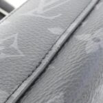 Louis_Vuitton_Monogram_Eclipse_Alpha_Wearable_Wallet_M81260_Shoulder_Bag_4