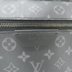 Louis_Vuitton_Monogram_Eclipse_Discovery_Backpack_PM_M22558_Backpack_4