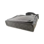 Louis_Vuitton_Monogram_Eclipse_District_MM_M44001_Shoulder_Bag_3