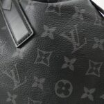 Louis_Vuitton_Monogram_Eclipse_Kaba_Light_M44228_Bag_3