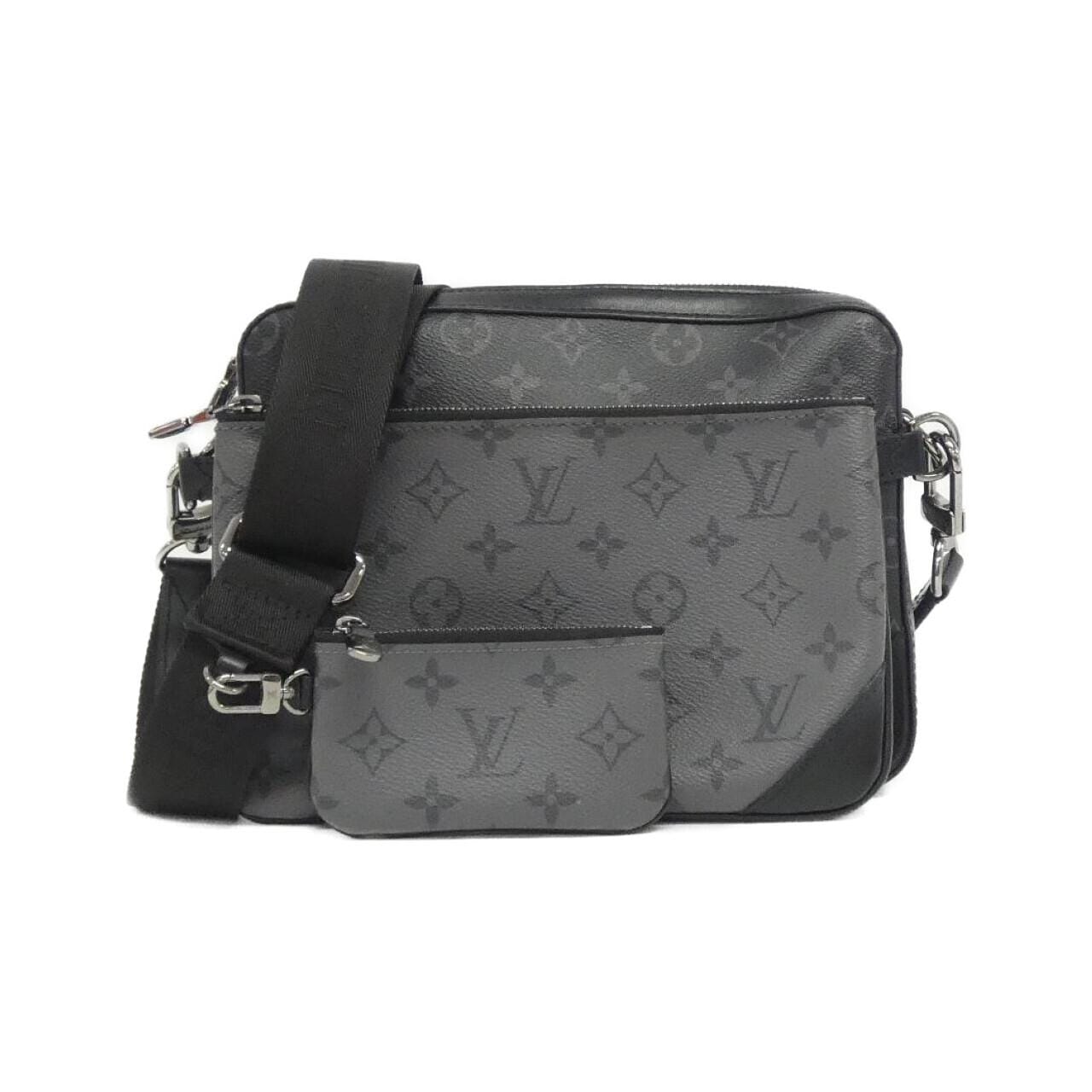 Louis_Vuitton_Monogram_Eclipse_Reverse_Trio_Messenger_M69443_Shoulder_Bag_1
