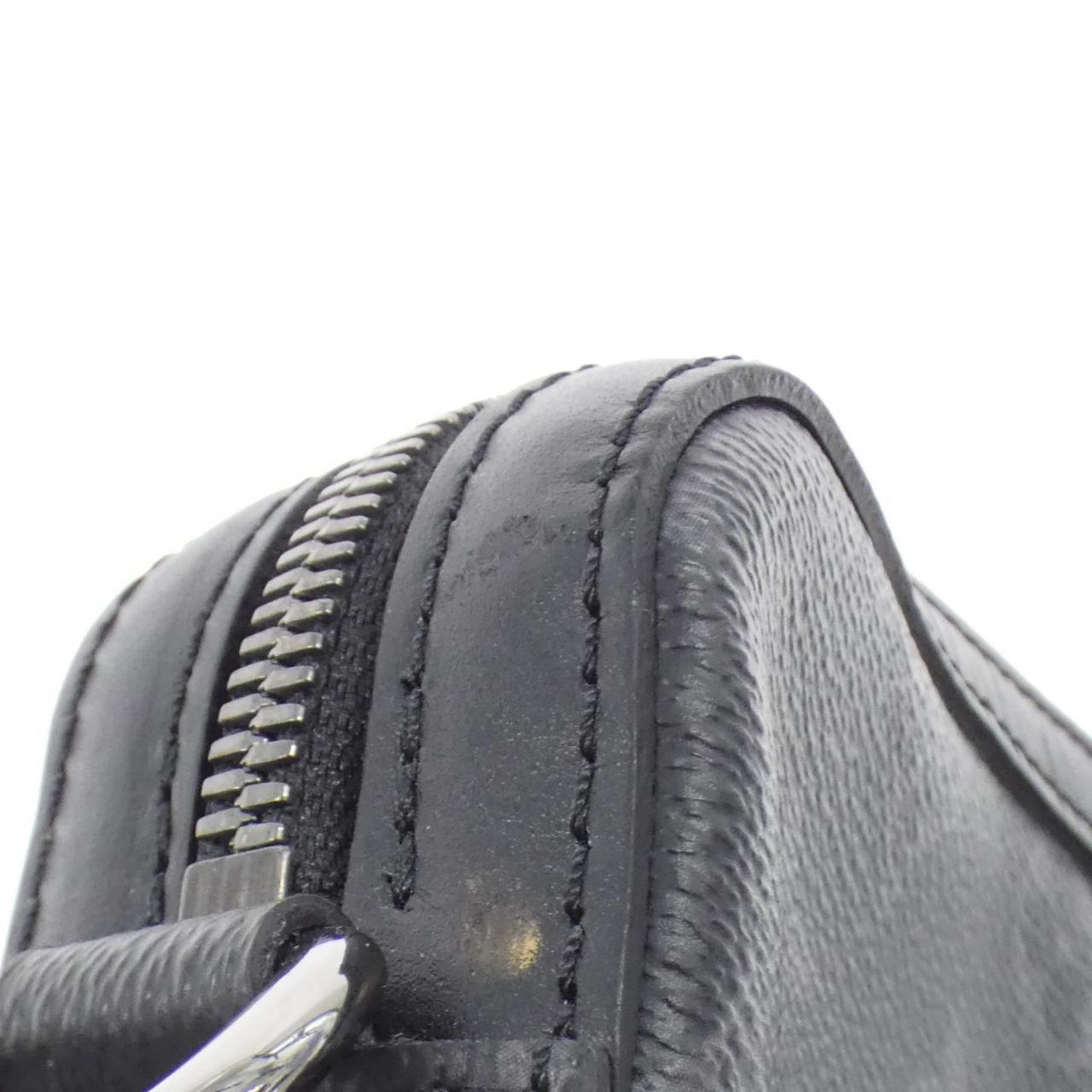 Louis_Vuitton_Monogram_Eclipse_Reverse_Trio_Messenger_M69443_Shoulder_Bag_5