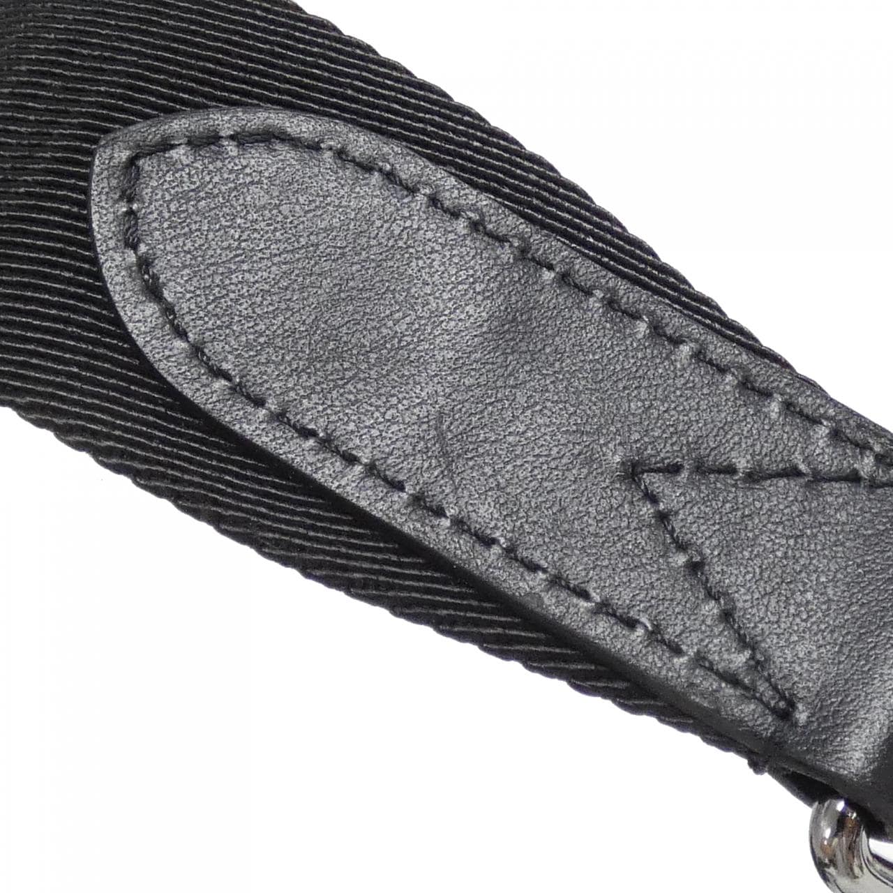 Louis_Vuitton_Monogram_Eclipse_Reverse_Trio_Messenger_M69443_Shoulder_Bag_5