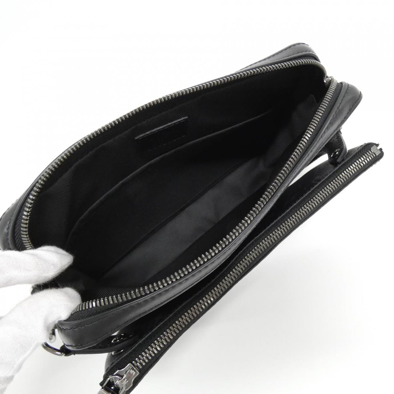 Louis_Vuitton_Monogram_Eclipse_Reverse_Trio_Messenger_M69443_Shoulder_Bag_6