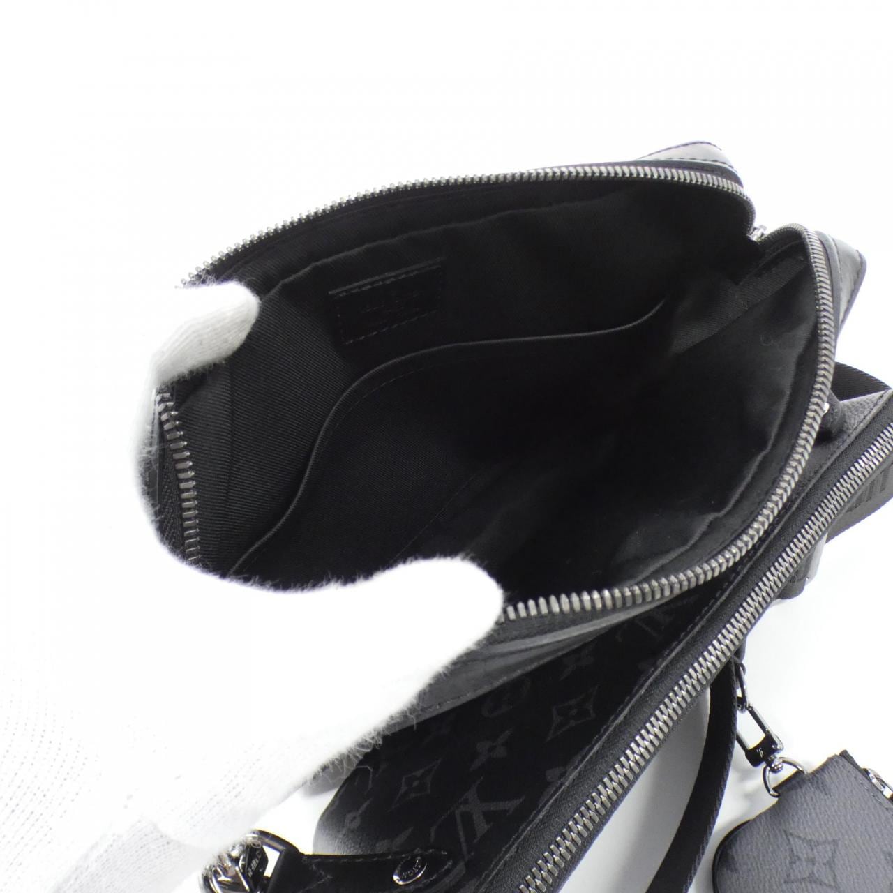 Louis_Vuitton_Monogram_Eclipse_Reverse_Trio_Messenger_M69443_Shoulder_Bag_9