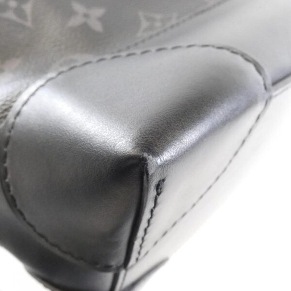 Louis_Vuitton_Monogram_Eclipse_Steamer_PM_M44731_Bag_3