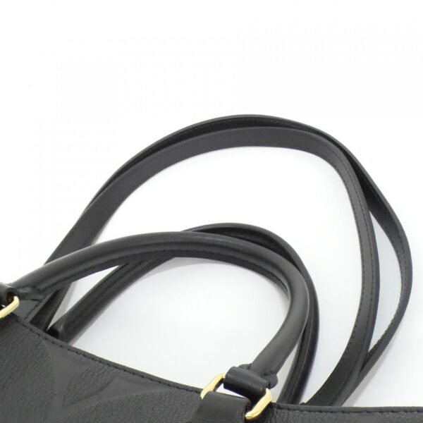 Louis_Vuitton_Monogram_Empreinte_OnTheGo_MM_M45595_Bag_4
