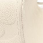 Louis_Vuitton_Monogram_Empreinte_OnTheGo_MM_M46531_Bag_2