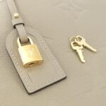 Louis_Vuitton_Monogram_Enfant_Grand_Palais_MM_M45833_Bag_5