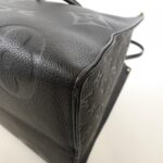 Louis_Vuitton_Monogram_Enfant_OnTheGo_GM_M44925_Bag_2