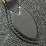 Louis_Vuitton_Monogram_Enfant_OnTheGo_GM_M44925_Bag_3