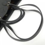 Louis_Vuitton_Monogram_Enfant_OnTheGo_GM_M44925_Bag_4